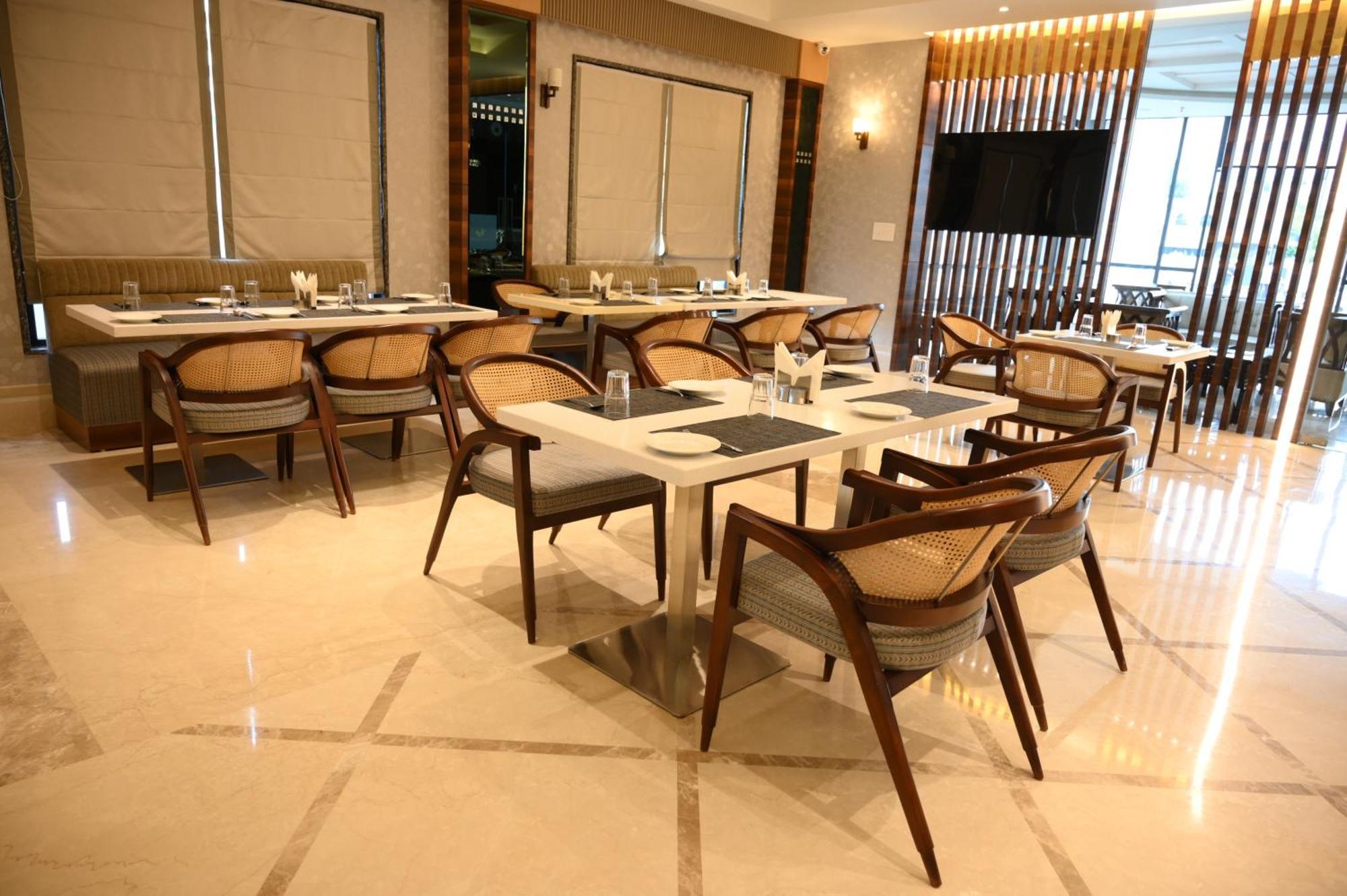 The Mudra Hotel Varanasi Ngoại thất bức ảnh