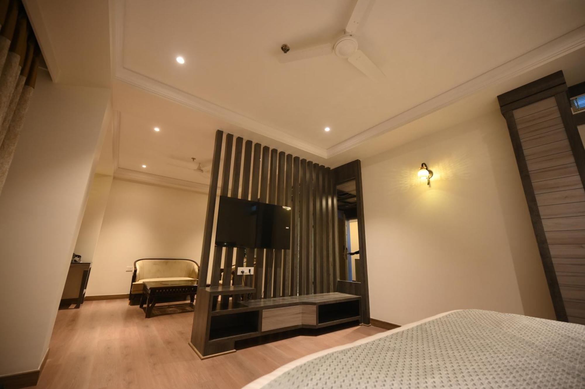 The Mudra Hotel Varanasi Ngoại thất bức ảnh