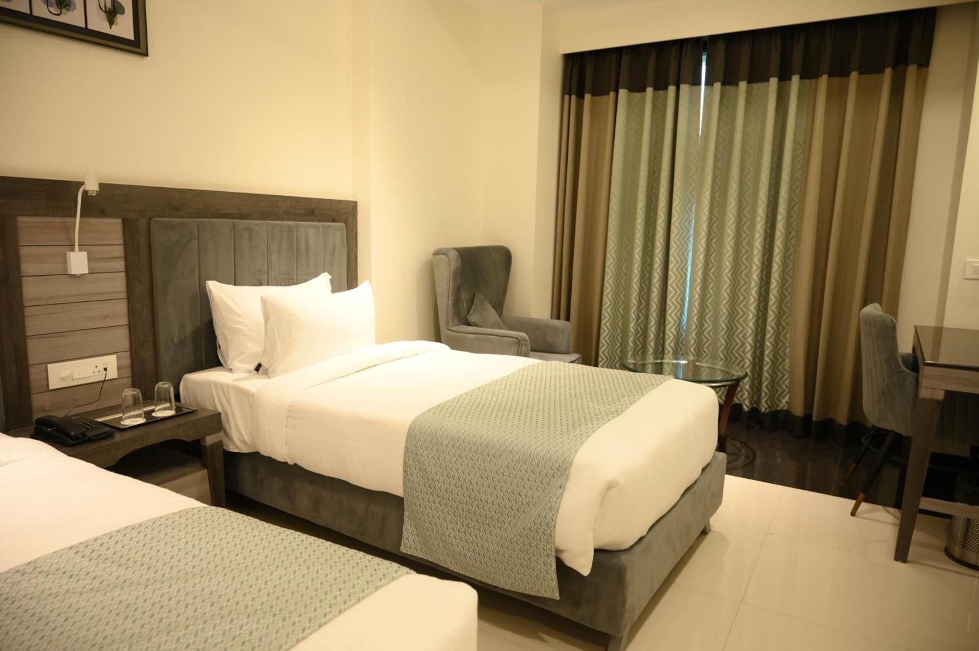 The Mudra Hotel Varanasi Ngoại thất bức ảnh